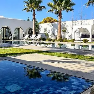 https://maison-dar-ouled-soltane.tunis-best-hotels.com